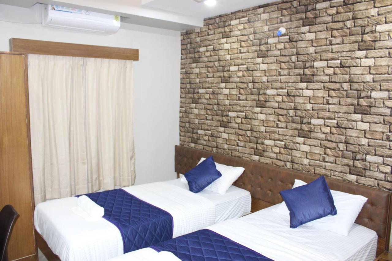 Olivia Inn And Suites Bangalore Exterior photo